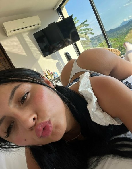 charlotte19y xxx nackten galerien