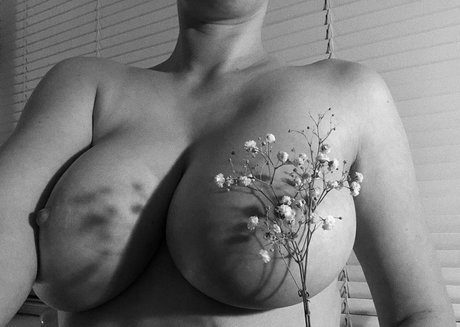 aatalante heiße exklusive galerie