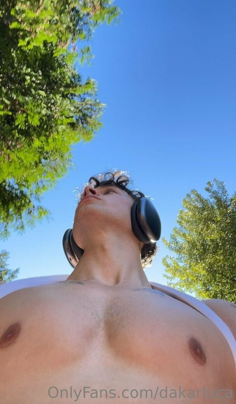 dakarluca kunst nackte archiv