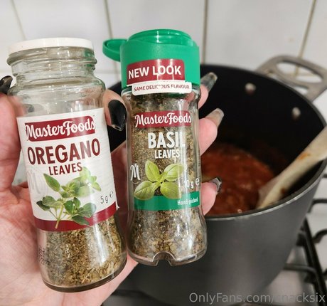 snacksixfree pornostar perfekte bild