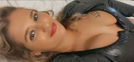 lilpocahontass perfekte nacktheit bilder