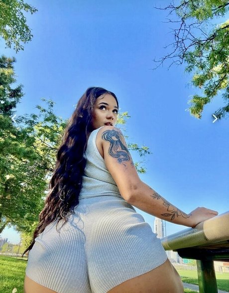 Carissa Amaria model exklusive bilder