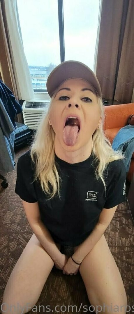 sophiaroseisreal erotische top foto