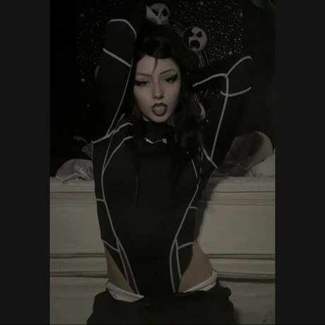 Nivvky schöne nackte bilder