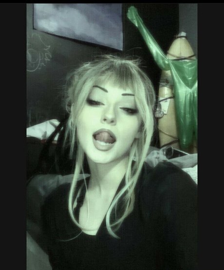 Nivvky pornostar sex archiv