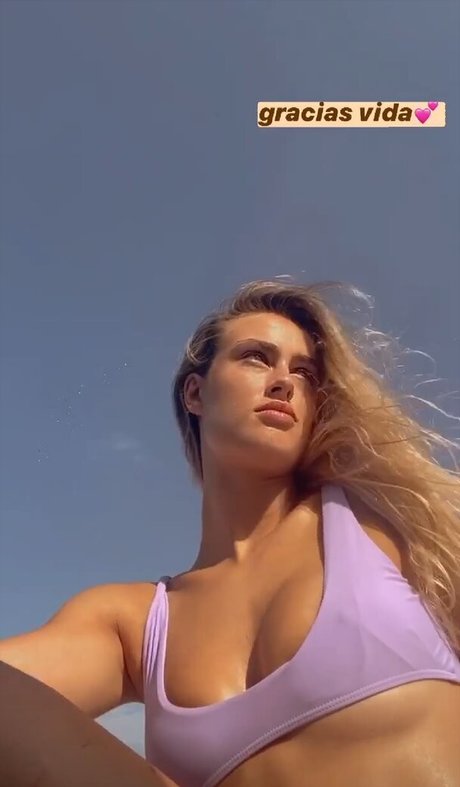 asiatische domina onlyfans schöne bild