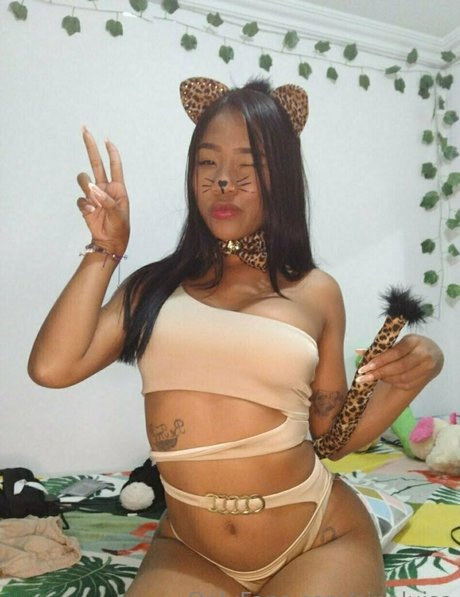 sinaluisa erwachsene pornostar bild