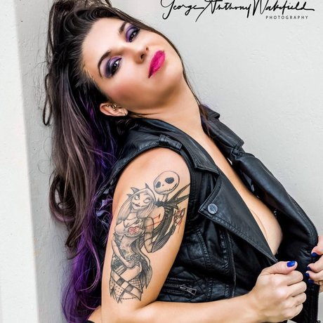 Mia Annabella erotische nackte galerie