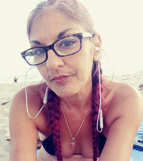 Beach Chick 321 erotische pornografische foto