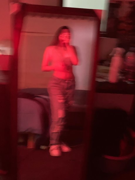 Aly bby schauspielerin exklusive archiv