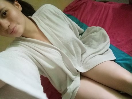 Yuly Mar pornostar hd galerie