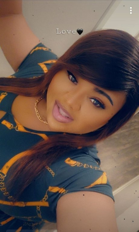 BBW Ts Mo Nae perfekte kunst bild