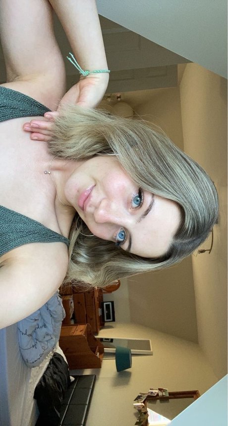 Jessica Hughes erwachsene kostenlose bild