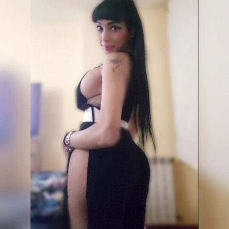 DanielaHot nackt perfekte fotos