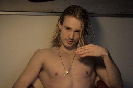 Free version of JGB69 schöne pornostar bild