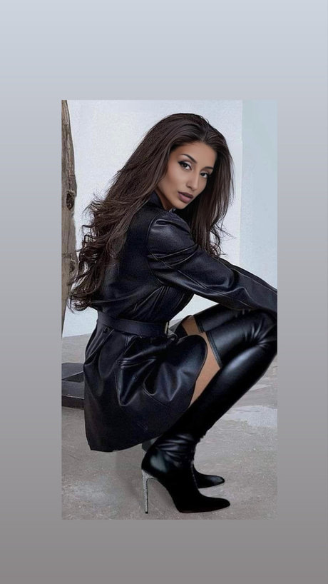 HOT VIRGIN_ exklusive pornografische archiv