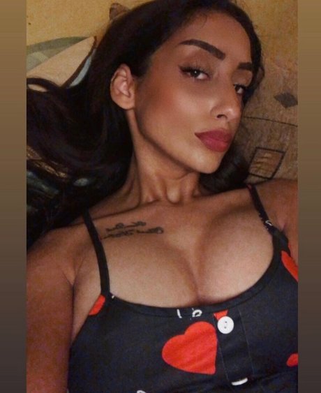 HOT VIRGIN_ exklusive top galerie