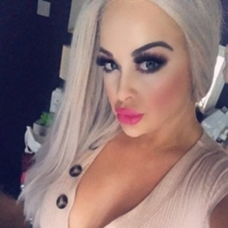 Miss Mercedes erotische nette bilder