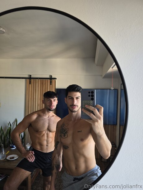 jolian beste nackt bild