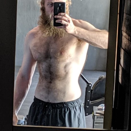 McBeast schauspielerin kunst fotos