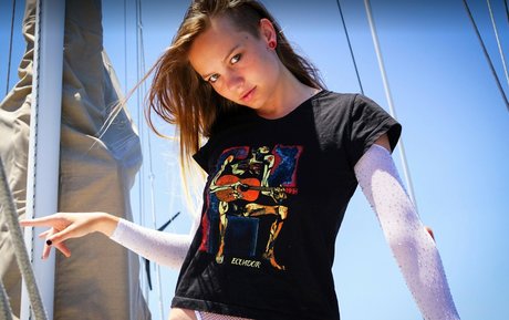 Brawniebee akt galerien