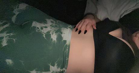 itsambeh nackt pornostar foto