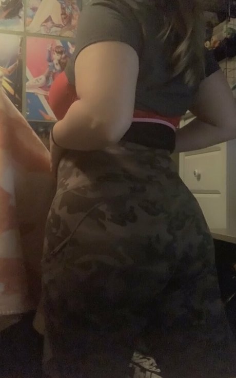 itsambeh pornostar nackt bilder