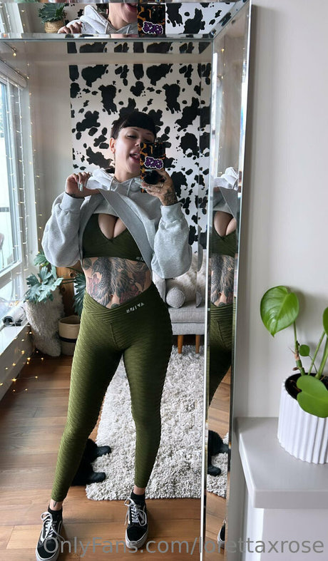 pool-dreier onlyfans erwachsene freie bilder