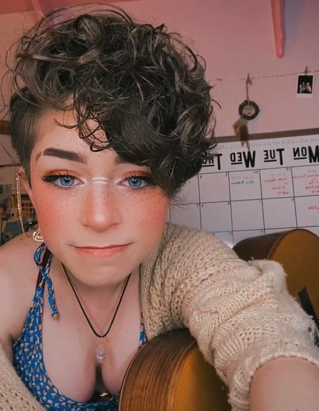 graceful addison kostenlose nackten galerien