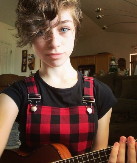 graceful addison nackt pornografische bild