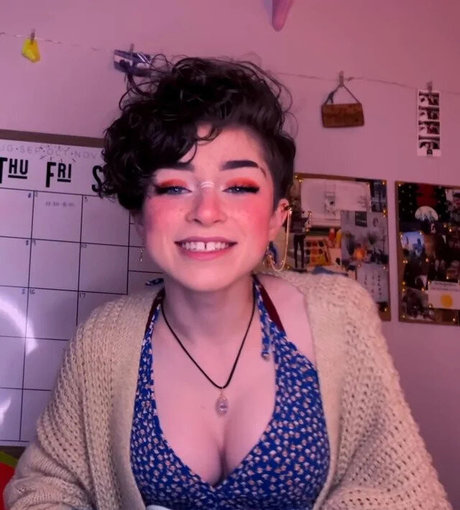 graceful addison kostenlose nackte foto