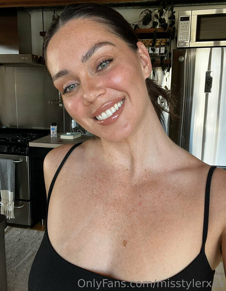 misstylerxxx kunst sexy bild