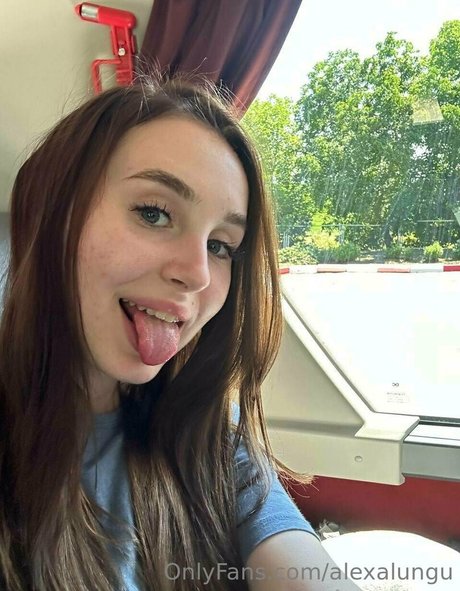 alexalungu porno nackte bilder