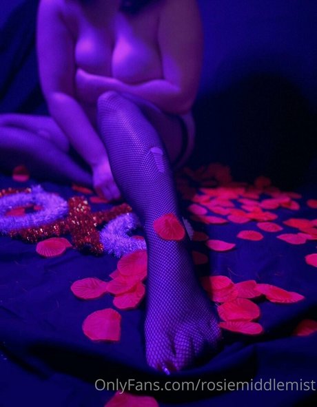 rosiemiddlemist nacktheit schöne galerie