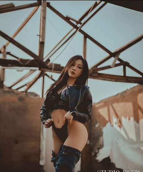 minnie x nacktheit kunst bild