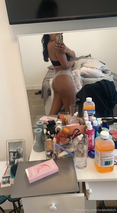 Reddotbitch xxx nette galerien