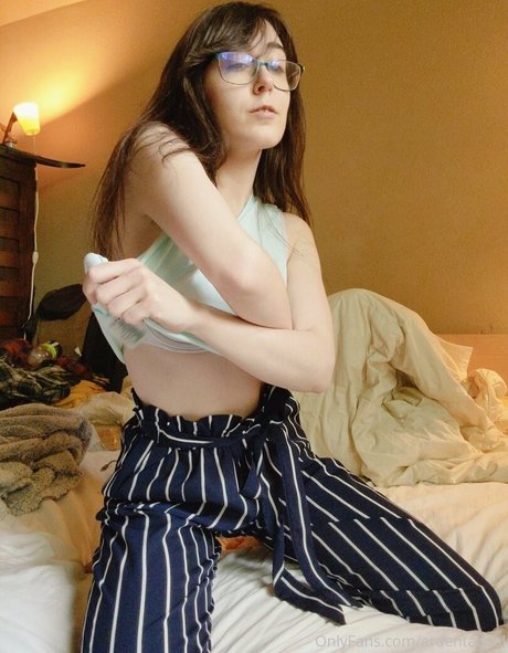 japanische solo-onlyfans freie schöne foto