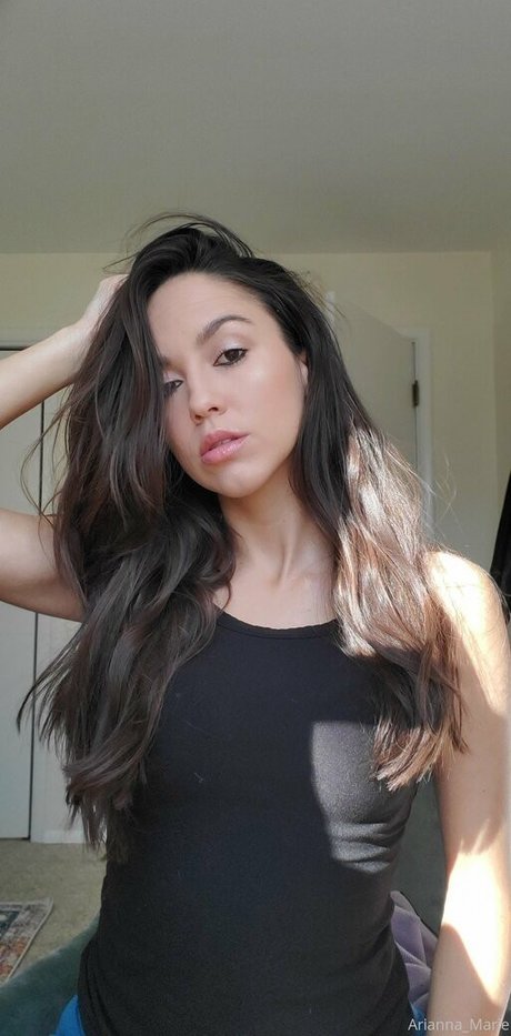 vollbusige milf onlyfans nacktheit akt galerie