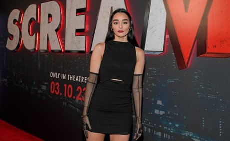 zierliche brünette nur fans hübsche freie galerien