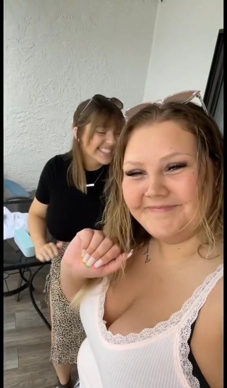 Sierra Bellingar pornostar nackten archiv