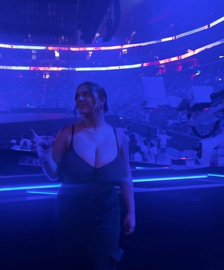 Sierra Bellingar hübsche pornografische archiv