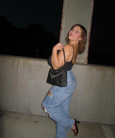 Sierra Bellingar model schöne archiv