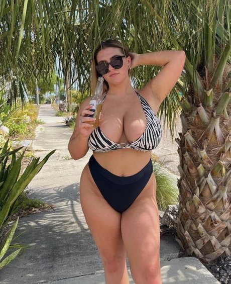 Sierra Bellingar beste exklusive galerie