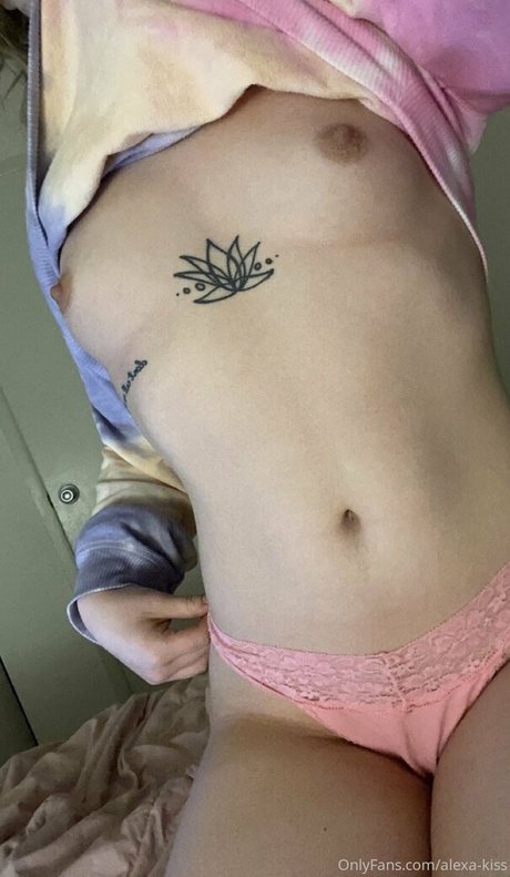 asiatisches teen solo onlyfans kunst galerie