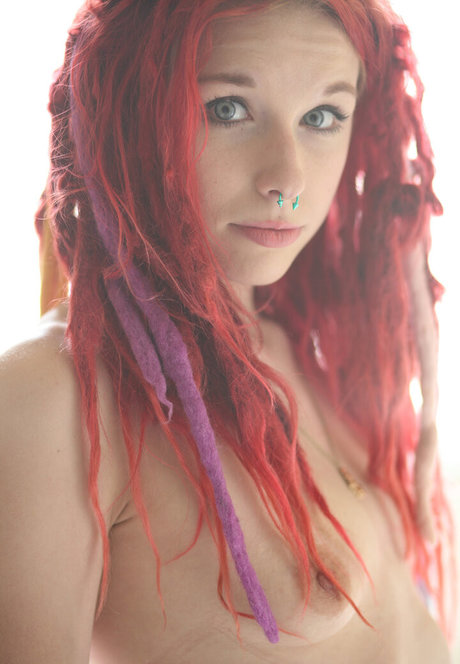 Alorali erwachsene nackte galerien