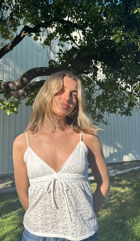 Brynn Rumfallo porno pornostar foto