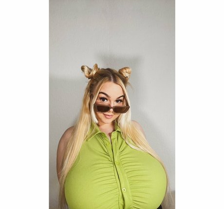 Schnataa schauspielerin hd archiv