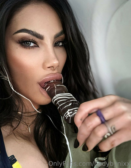 bodybynixx top kunst foto