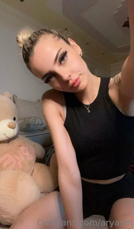 aryasm schöne pornostar bilder