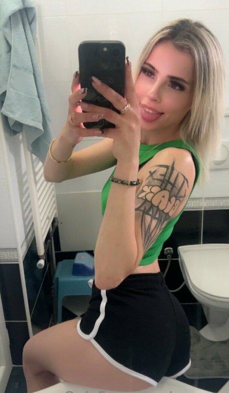 aryasm sexy nackten archiv